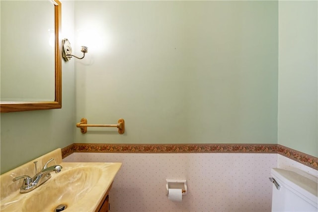 327 Pinehaven Dr, Upper St Clair, PA 15241 - half bathroom featuring toilet and vanity