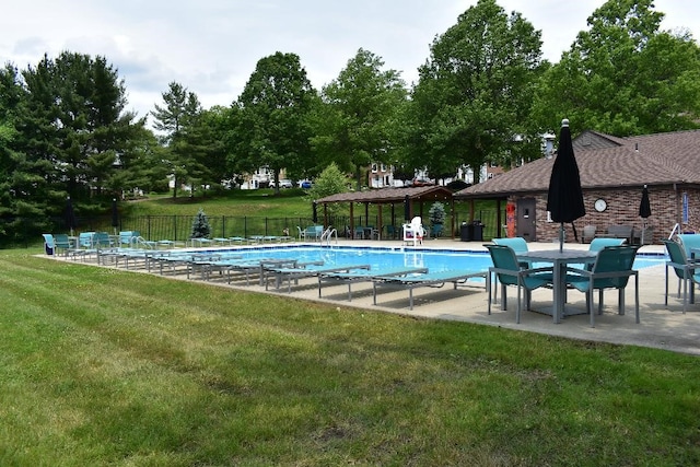 6217 Patrick Henry Dr, Hopewell Twp, PA 15001 - community pool with a patio
