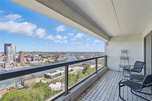 111 Grandview Ave Unit 801, Mt Washington, PA 15211 - balcony featuring a city view