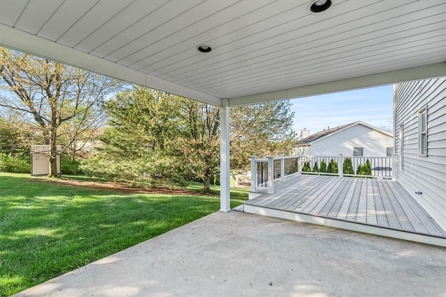 4012 Forest Dr, Hopewell Twp Bea, PA 15001 - view of patio featuring a deck