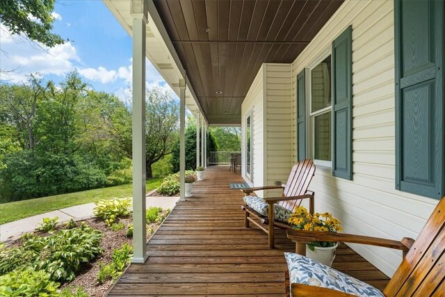 6181 Brown Rd, Penn Twp, PA 16002 - view of wooden porch