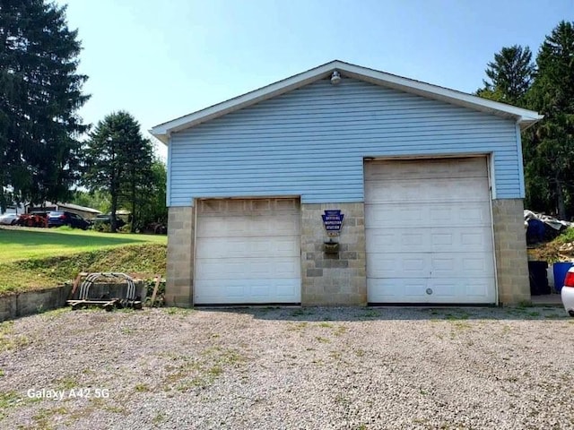 view of detached garage