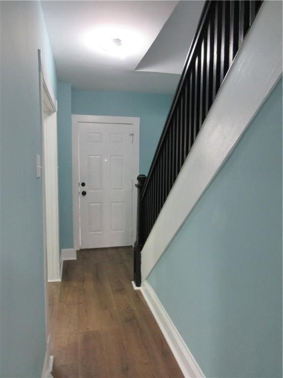 724 Maplewood Ave, Ambridge, PA 15003 - entryway with wood finished floors, baseboards, and stairs