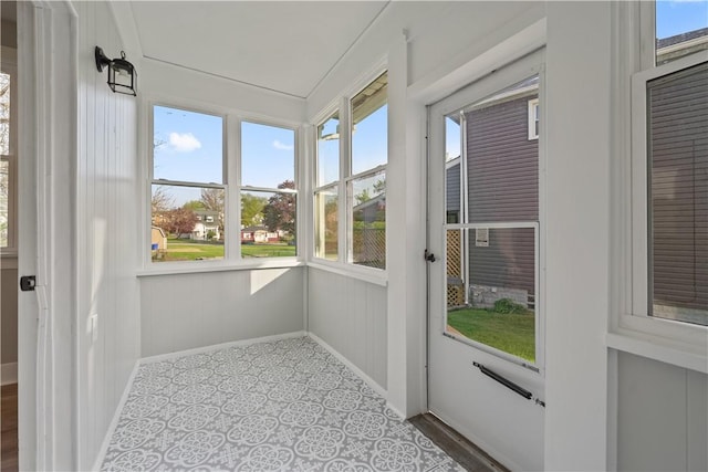 848 Ohio Ave, Monaca, PA 15061 - unfurnished sunroom with baseboards