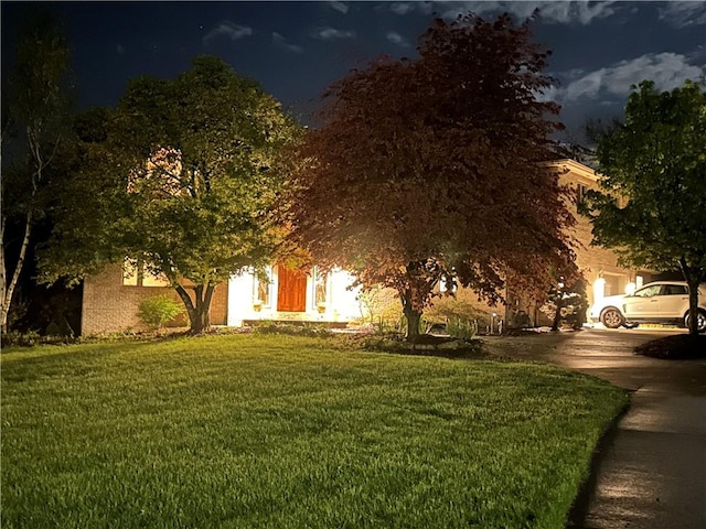 337 Saratoga Dr, South Union Twp, PA 15401 - surrounding community with a lawn