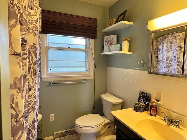440 School St, Indiana Boro Ind, PA 15701 - bathroom featuring vanity and toilet