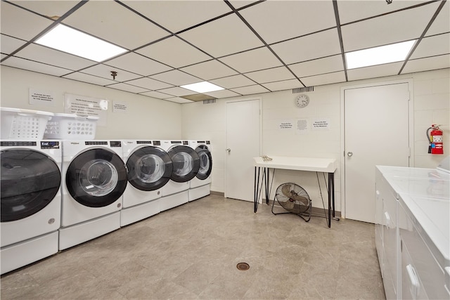 552 N Neville St Unit 26, Oakland, PA 15213 - community laundry room with washer and dryer