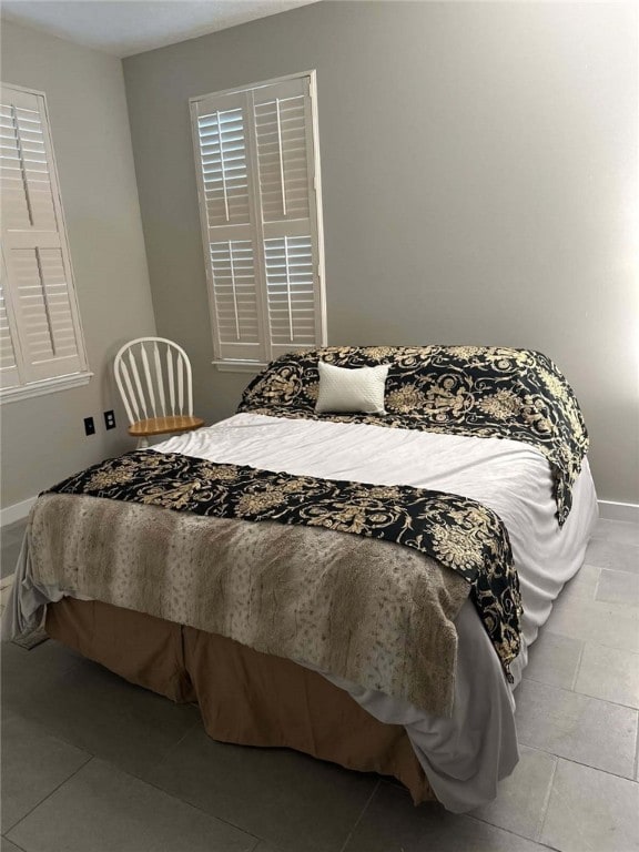 1608 Saint Andrews Dr, South Strabane, PA 15301 - bedroom with baseboards