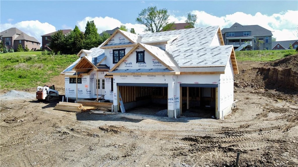 1065 Skyline Dr, Cecil, PA 15317 - garage with dirt driveway