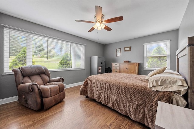 110 Thorncrest Dr, Penn Twp But, PA 16002 - bedroom featuring baseboards, a ceiling fan, and wood finished floors