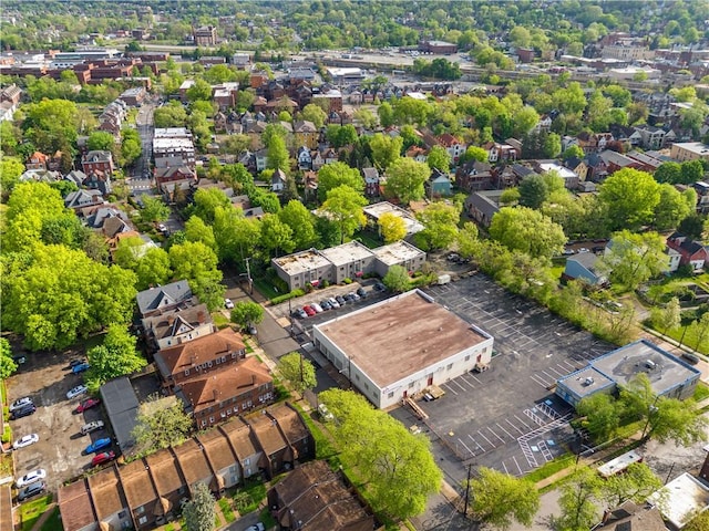 bird's eye view with a residential view