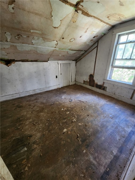 3324 Ridge Rd, Shade Twp, PA 15563 - additional living space featuring vaulted ceiling