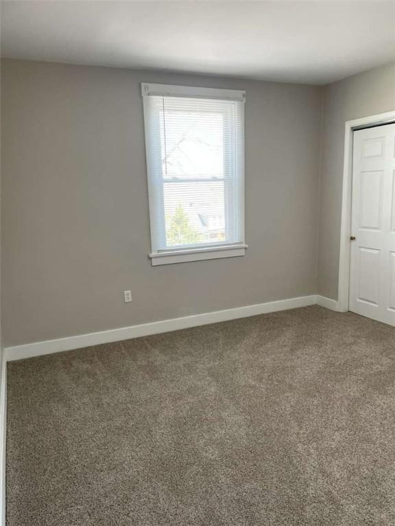 846 Neely Heights Ave, Coraopolis, PA 15108 - empty room featuring carpet and baseboards