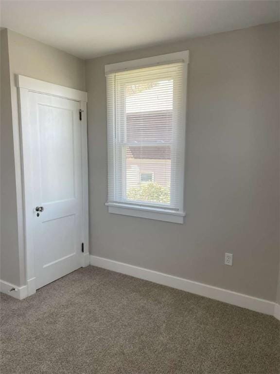846 Neely Heights Ave, Coraopolis, PA 15108 - unfurnished bedroom featuring carpet and baseboards