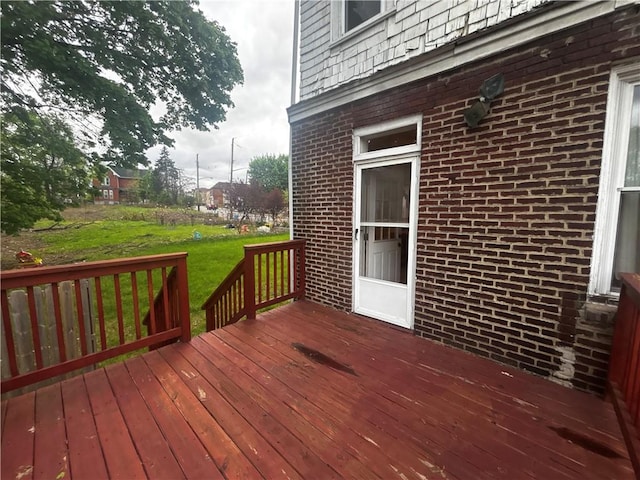 636 Lincoln Ave, East Liberty, PA 15206 - wooden terrace with a yard