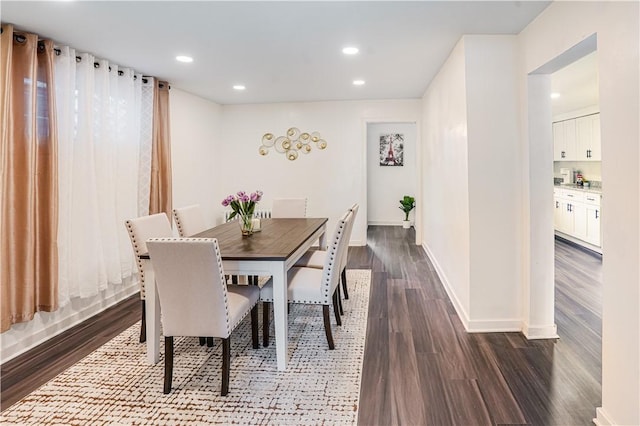 1318 Louise St, Munhall, PA 15120 - dining room with dark wood-type flooring, baseboards, and recessed lighting