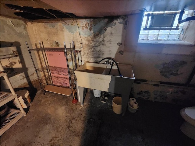 172 49th St, Lawrenceville, PA 15201 - view of basement