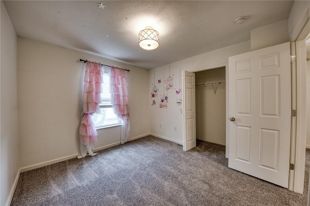 204 Ascot Ct, Moon/Crescent Twp, PA 15108 - unfurnished bedroom featuring baseboards, a closet, and carpet