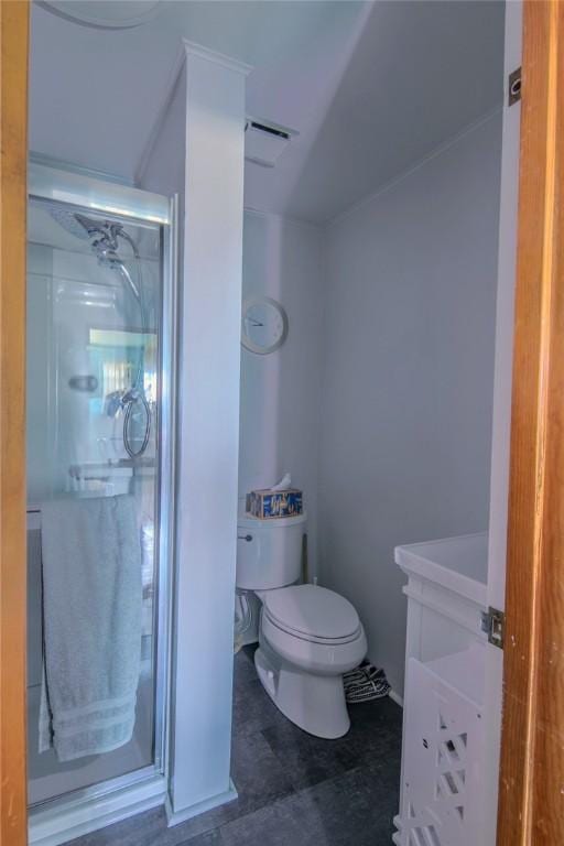 1898 Brushcliff Rd, Churchill Boro, PA 15221 - bathroom with toilet and a shower stall