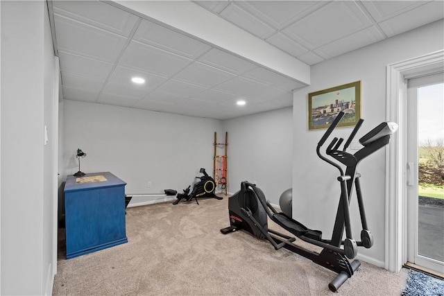 workout room featuring carpet, baseboards, a healthy amount of sunlight, and recessed lighting