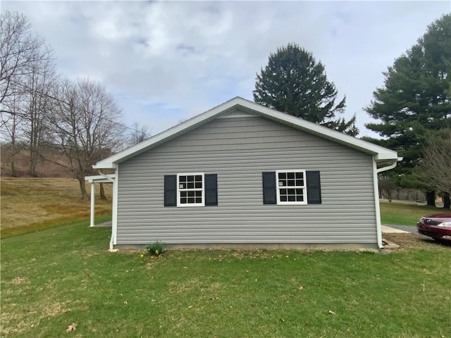 1960 E End Rd, Shippenville, PA 16254 - view of side of property featuring a lawn