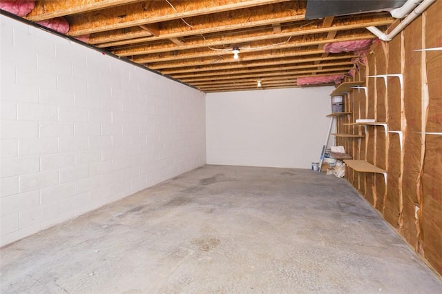 1004 Augusta Ln, Penn Twp Wml, PA 15644 - unfinished basement with concrete block wall