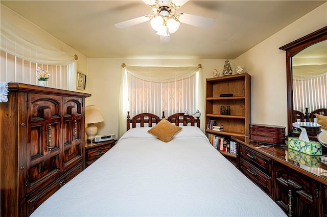 1079 Hedy Lynn Dr, North Huntingdon, PA 15642 - bedroom featuring ceiling fan