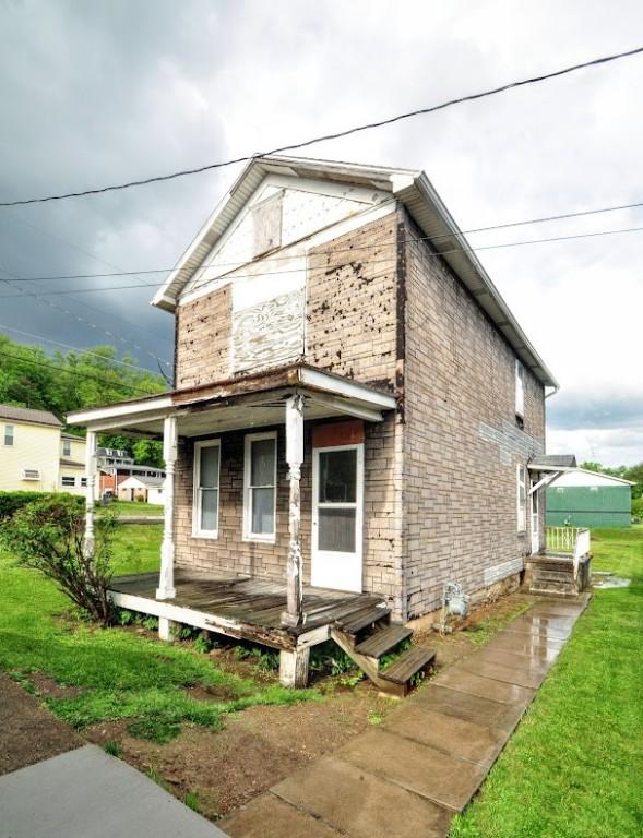 105 Cleveland Rd, Elco, PA 15434 - photo 17