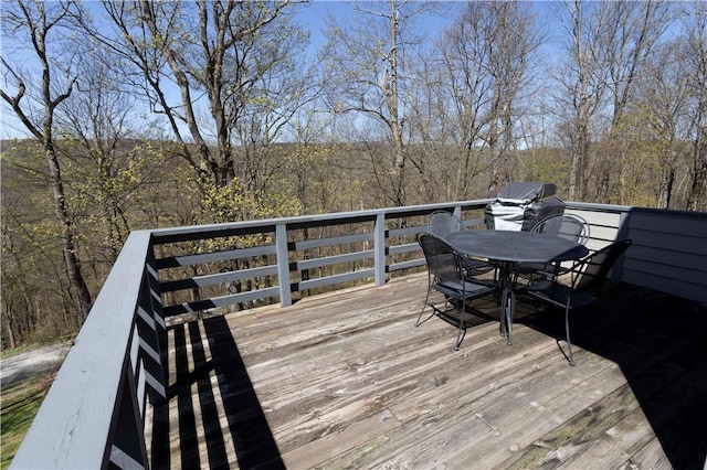 4308 Swiss Mountain Dr, Seven Springs Resort, PA 15622 - deck featuring outdoor dining space