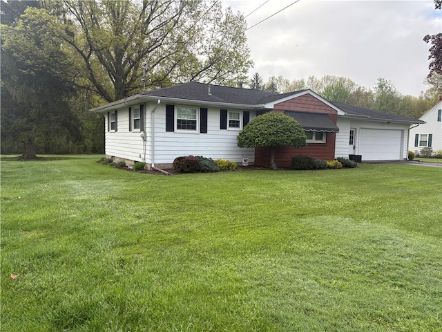 205 S Keel Ridge Rd, Hermitage, PA 16148 - ranch-style home with a garage, a front lawn, and driveway