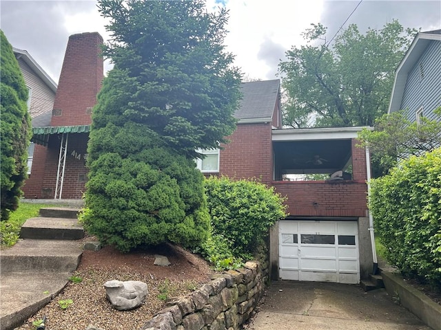 414 Argonne Dr, New Kensington, PA 15068 - photo 2