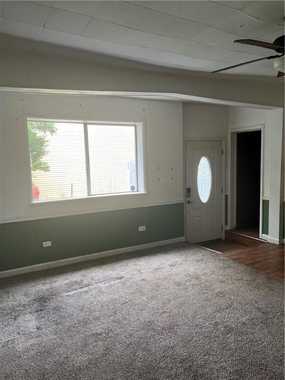 179 Washington St, Etna, PA 15223 - carpeted foyer entrance with a ceiling fan and baseboards