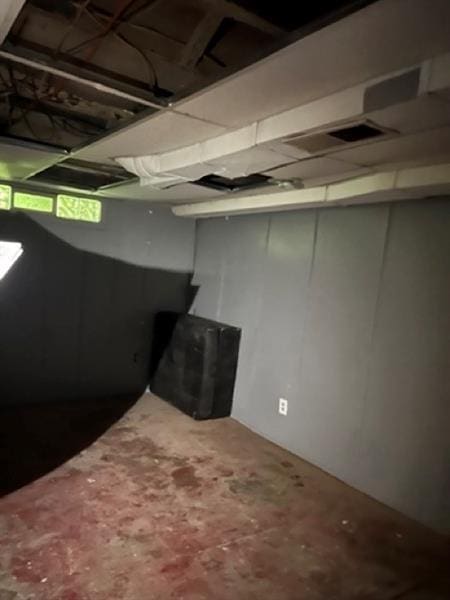 816 Franklin Ave, Aliquippa, PA 15001 - view of below grade area