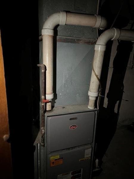 816 Franklin Ave, Aliquippa, PA 15001 - view of utility room