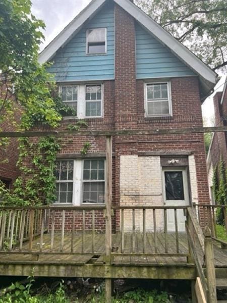816 Franklin Ave, Aliquippa, PA 15001 - back of house featuring brick siding and a wooden deck