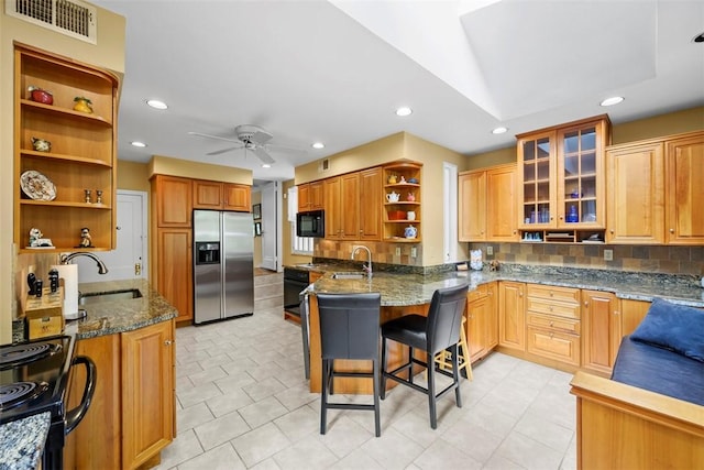 kitchen featuring black appliances, open shelves, a sink, a ceiling fan, and recessed lighting