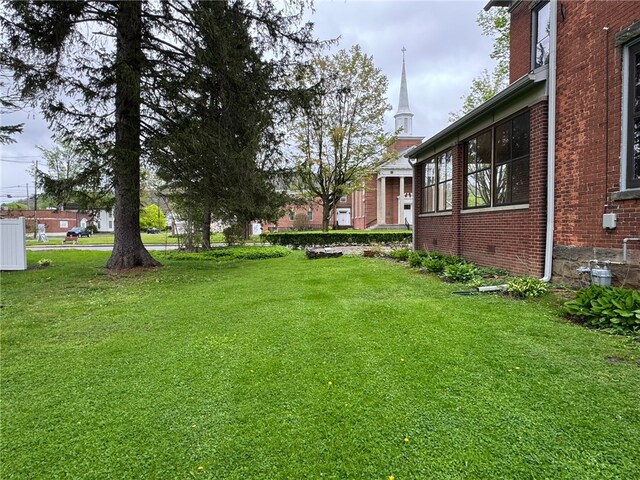 816 Main St, Brockway, PA 15824 - view of grassy yard