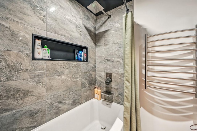 bathroom featuring shower / bath combo with shower curtain