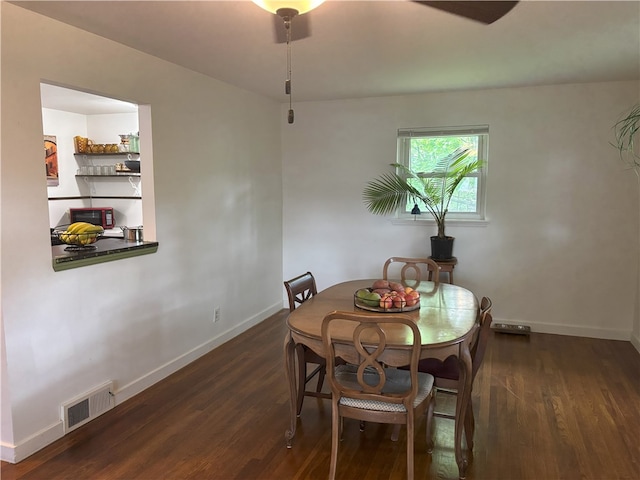 465 S 6th St, Indiana Boro Ind, PA 15701 - dining room with wood finished floors and baseboards