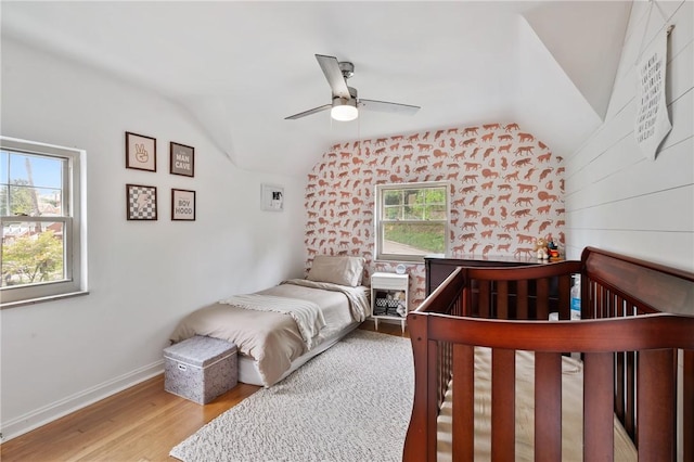 3234 Shadyway Dr, Brentwood, PA 15227 - bedroom with lofted ceiling, wood finished floors, baseboards, and a ceiling fan