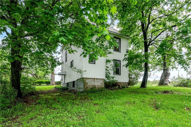 view of property exterior