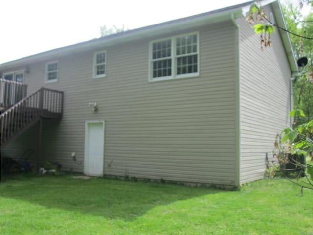 104MAPLEWOODAVE Maplewood Ave, Carmichaels/Cumblnd, PA 15320 - rear view of property with a yard and a deck