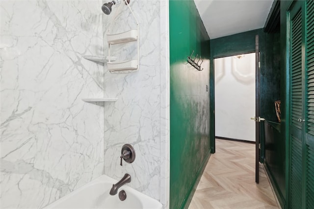 full bath featuring shower / washtub combination