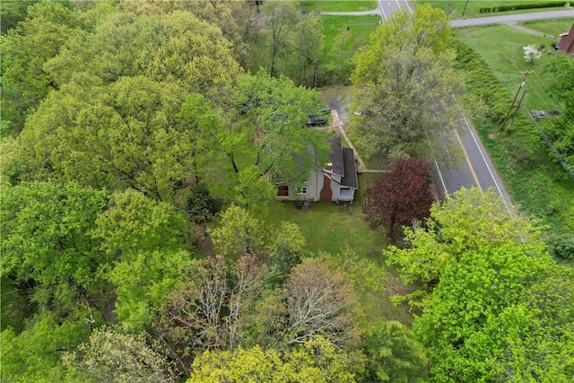 aerial view of property and surrounding area