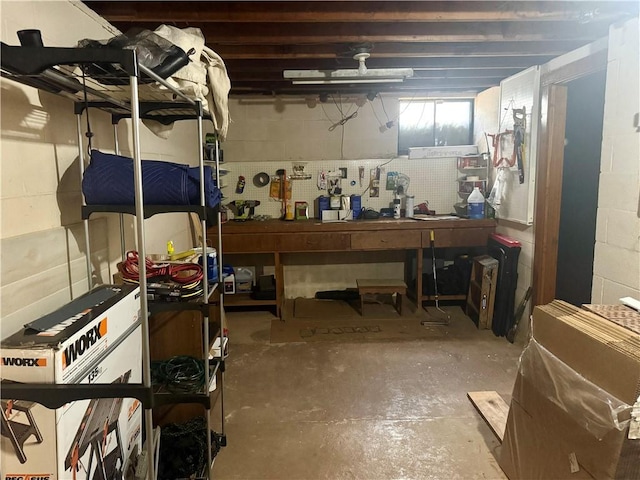 112 Dolphin Dr, Twp Of But Se, PA 16002 - below grade area with a workshop area and concrete block wall