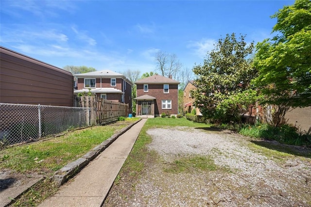 7208 Raymond St, Swissvale, PA 15218 - back of house with fence