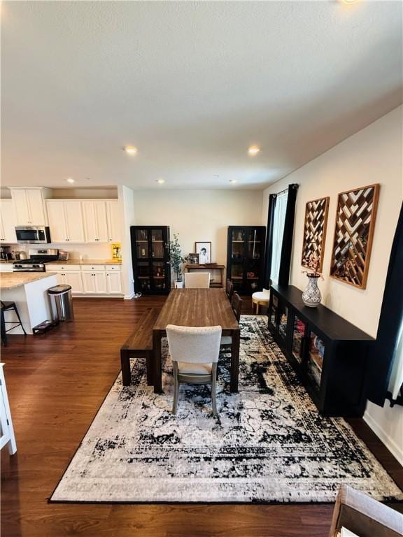 159 Cole Dr, Robinson Twp Nwa, PA 15136 - living room featuring dark wood-type flooring, recessed lighting, and baseboards