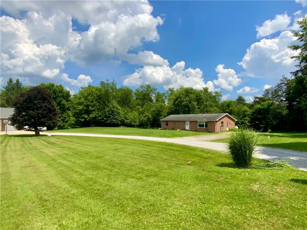238 Petitta Ln, Hopewell Twp, PA 15001 - photo 1