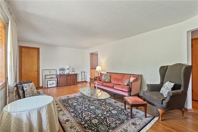 639 Scenery Dr, Elizabeth Twp/Boro, PA 15037 - living area with wood finished floors