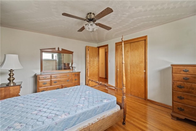 639 Scenery Dr, Elizabeth Twp/Boro, PA 15037 - bedroom featuring light wood-type flooring, crown molding, baseboards, and ceiling fan